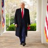 Трамп звільнив чоловіка Камали Гарріс, який працював у музеї Голокосту