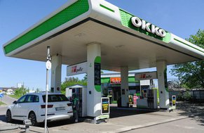 Бензин в Україні почнуть змішувати зі спиртом: що буде з цінами
