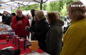 В Івано-Франківську провели книжковий фестиваль "Слово"
