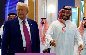 Трамп заявив про намір зняти санкції з Сирії після падіння режиму Асада