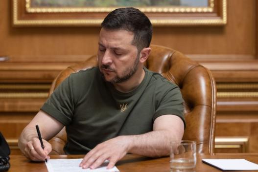 Президент України Володимир Зеленський призначив Нарімана Джелялова, першого заступника голови Меджлісу кримськотатарського народу, новим послом України в Туреччині