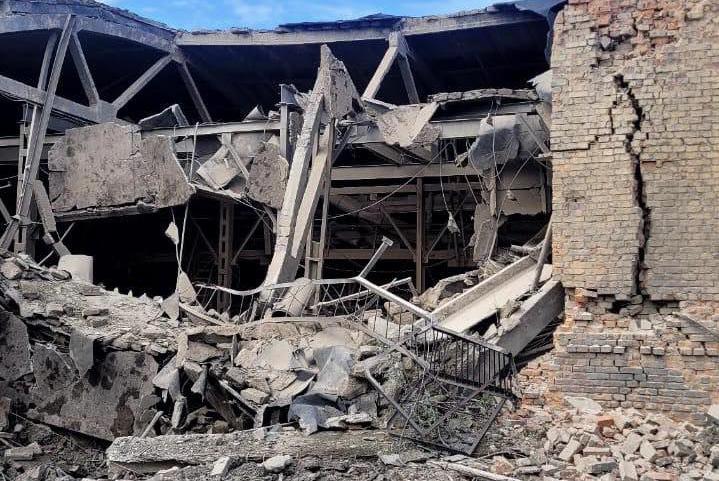 Росія завдала ракетного удару по підприємству в Сумах: одна людина загинула, семеро поранені