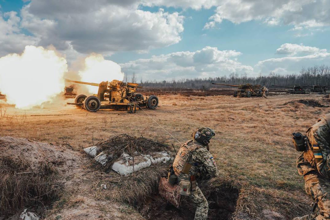 Україна з початку війни витратила $770 мільйонів на купівлі зброї у ненадійних постачальників, яка так і не була поставлена.