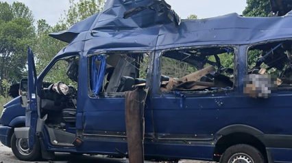 Удар по евакуаційному автобусу: Зеленський зробив заяву