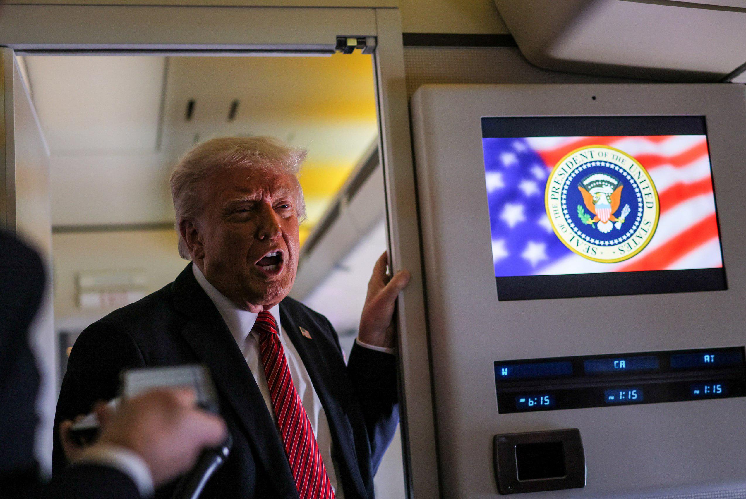 Президент США Дональд Трамп аноносував телефонну розмову з кремлівським диктатором володимиром путіним. Він уточнив, що розмова відбудеться 19 травня о 10:00 за місцевим часом (17:00 за київським часом). І висловив надію на припинення вогню.