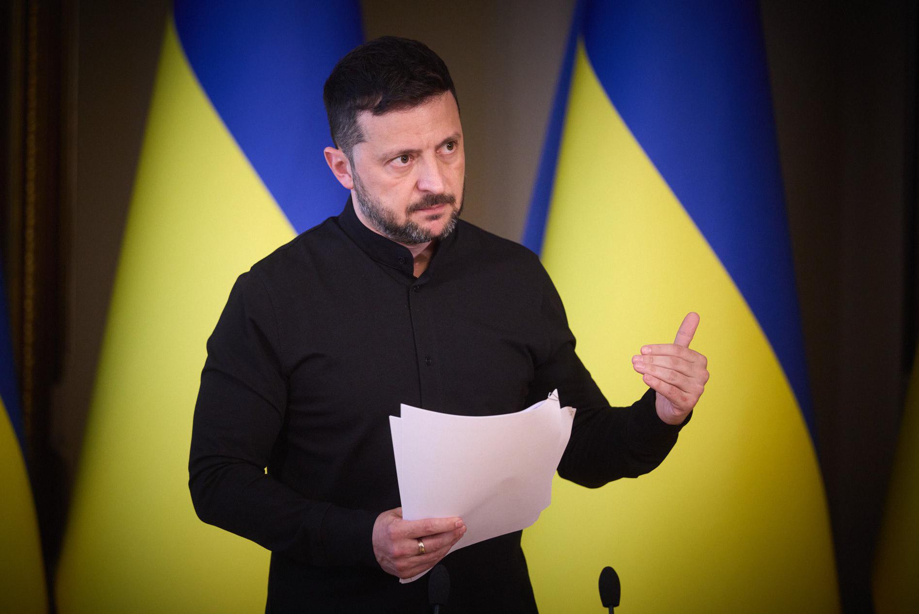 Президент України Володимир Зеленський провів зустріч із новопризначеним прем’єр-міністром Канади Марком Карні в Римі напередодні церемонії інтронізації нового Папи Римського