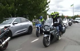 В Ужгороді байкери відкрили сезон і зібрали донати для дітей