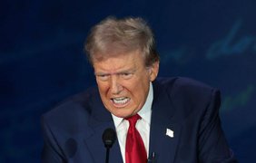 У путіна прокоментували двогодинну розмову з Трампом
