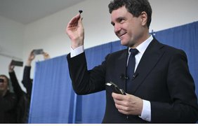 Проєвропейськитй кандидат Нікушор Дан переміг на виборах президента Румунії