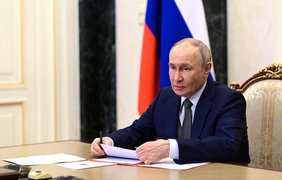 Путін вважає, що армія рф зможе захопити чотири області України до кінця року - Bloomberg