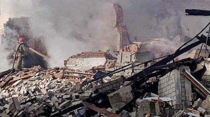 Під Шосткою шість російських дронів вдарили по інфраструктурі підприємства - ОВА 