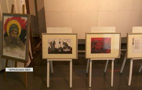 Воїн і митець створив унікальний "Фронтовий кобзар"