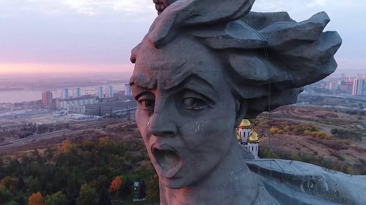 "Родина-мать зовёт!" у Волгограді