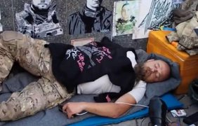 Зведення Національного меморіального військового кладовища: на Майдані голодує ветеран
