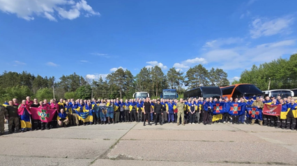 Великий обмін "1000 на 1000": перші 390 захисників повернулись додому