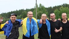 "Великий обмін" полоненими: Україна повернула додому ще 303 захисників