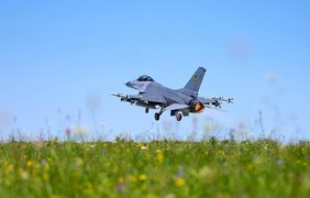 Нідерланди анонсували передачу Україні останньої партії F-16