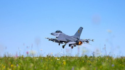 Нідерланди анонсували передачу Україні останньої партії F-16