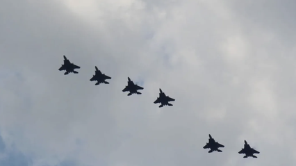 Польща підняла свою авіацію на тлі масованого обстрілу України