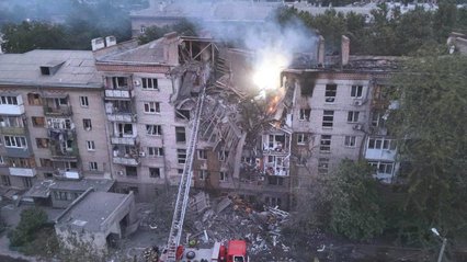 У Миколаєві "шахед" влучив у багатоповерхівку, є загиблі по поранені - Кім