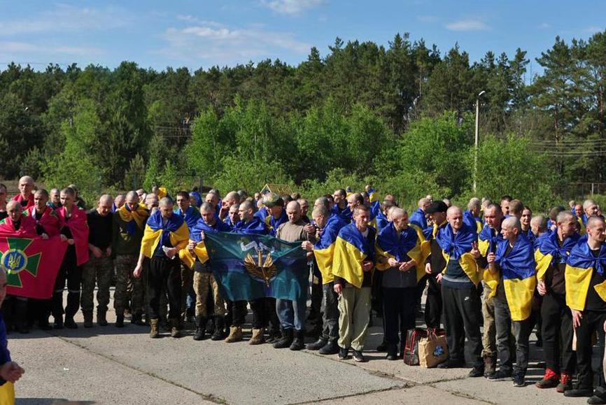Під час масштабного обміну полоненими, який тривав з 23 по 25 травня у форматі "тисяча на тисячу", вдалося звільнити українських захисників із 46 підрозділів, представників яких раніше ще не вдавалося повернути
