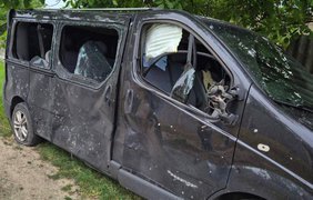 Під Херсоном через обстріли поранені 8 людей, частина міста без світла