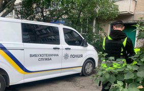 Біля житлового будинку на Оболоні в Києві пролунав вибух: що відомо