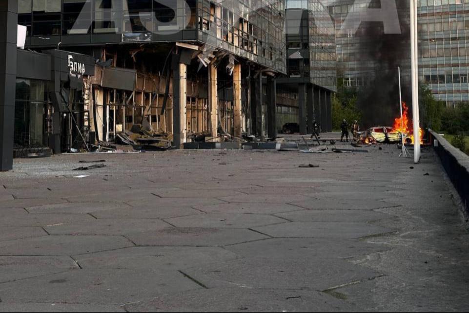 У москві протягом сьогоднішньої ночі, 28 травня, лунали вибухи на тлі роботи ППО через безпілотники