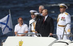 Парад путіна під питанням: хто вже скасував поїздку до москви 9 травня