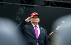 Трамп покине Україну заради Нобелівської премії миру - Болтон