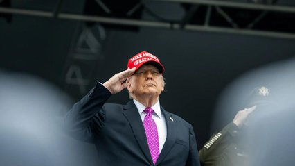 Трамп покине Україну заради Нобелівської премії миру - Болтон