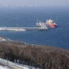 Тариф для країн, які закуповують російські нафту та газ: наскільки реальною є ініціатива