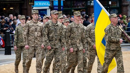 Українські військові взяли участь у параді до 80-ї річниці Дня Перемоги в Лондоні