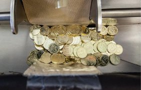 В Україні більше не карбуватимуть 50 копійок: чому замість них будуть "шаги"