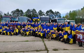 Хлопці вдома: Україна повернула 205 воїнів