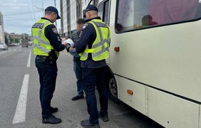 Поліція забиратиме водійські права на запит ТЦК - документ