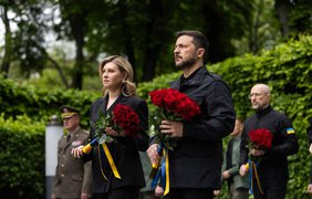 Зеленські поклали квіти до Вічного вогню