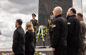 Зеленські поклали квіти до Вічного вогню
