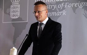 Угорщина видворяє двох українських дипломатів, звинувативши їх у шпигунстві