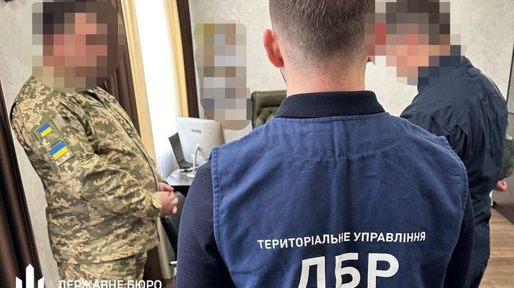 Затримали проректора академії Держприкордонслужби