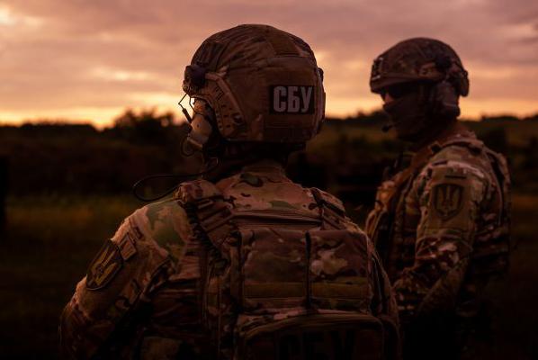 Міністерство оборони росії визнало, що внаслідок українських атак 1 червня низка військових аеродромів на території рф зазнала ударів FPV-дронів