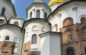 Обстріли рф пошкодили Софійський собор у Києві