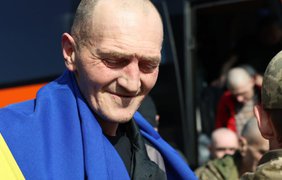 Україна повертає своїх