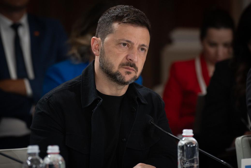 Росія планує захопити Одесу, а потім вийти до кордону з Молдовою та Румунією. Про це президент України Володимир Зеленський заявив під час саміту в Одесі "Україна - Південно-Східна Європа"