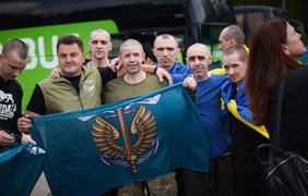 Україна повертає своїх