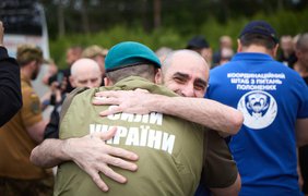 З полону повернулись важкопоранені та важкохворі воїни
