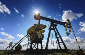 Удар Ізраїлю по Ірану: чи здорожчає бензин в Україні після стрибка цін на нафту