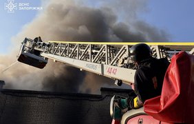 Атака на Запоріжжя: знищено хаб, є поранені та масштабні руйнування