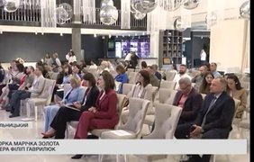 7 мільйонів українців за кордоном: як повернути їх додому