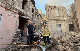 В Одесі 13 поранених, зруйнований інклюзивний центр, під завалами шукають людей